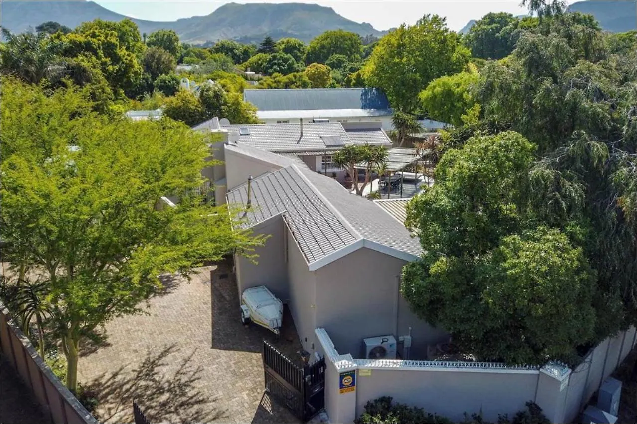 Appartamento Cozy Cottage In Constantia Città del Capo Sudafrica