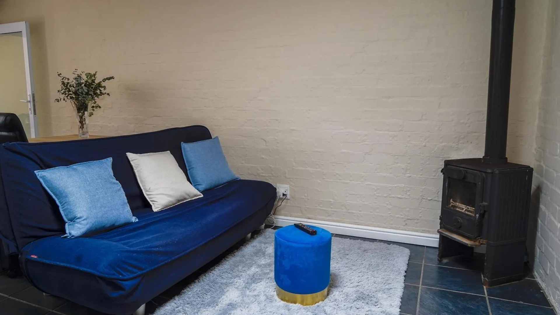 Apartment Cozy Cottage In Constantia Cape Town