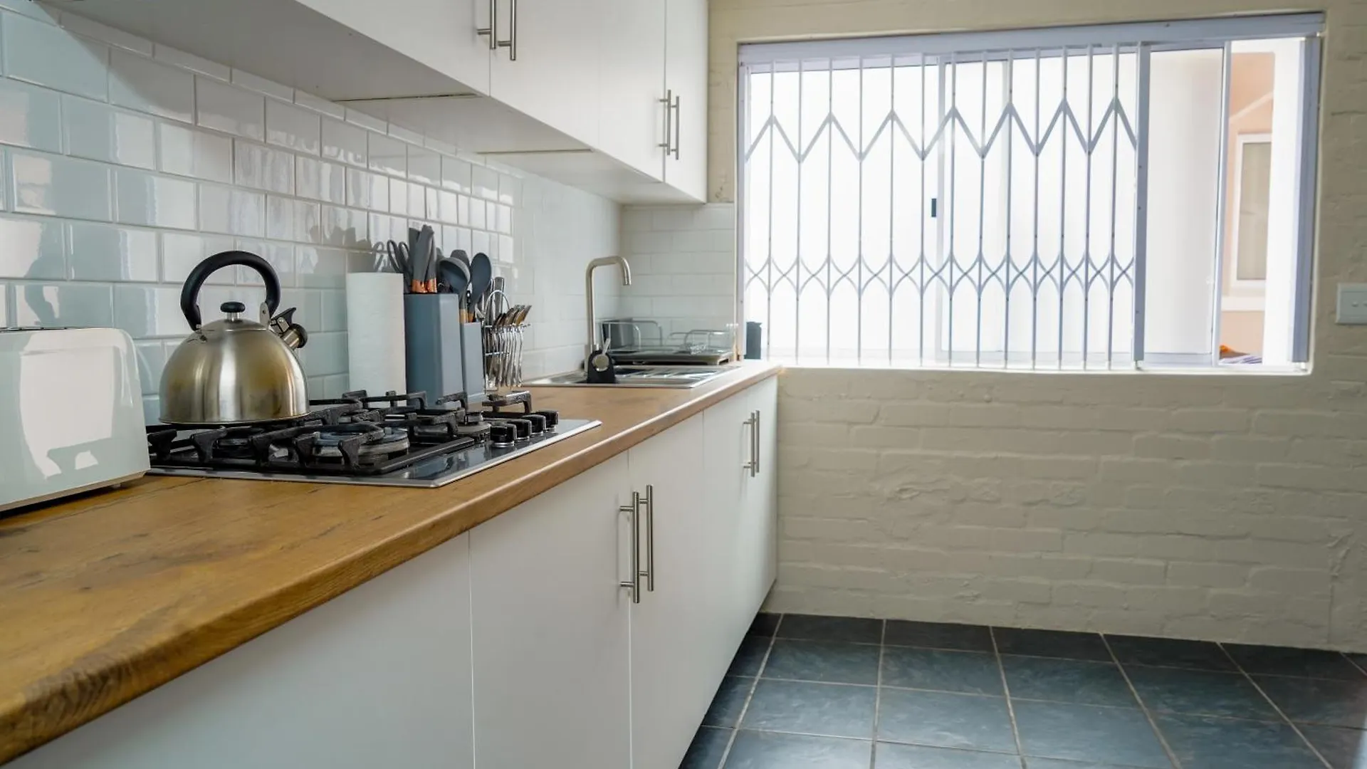 Apartment Cozy Cottage In Constantia Cape Town